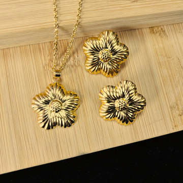 Cute Flower Pendant Necklace Set – Anti-Tarnish Gold Plated Stainless Steel Jewelry