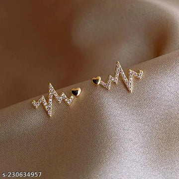 Heartbeat Minimal Stud Earrings