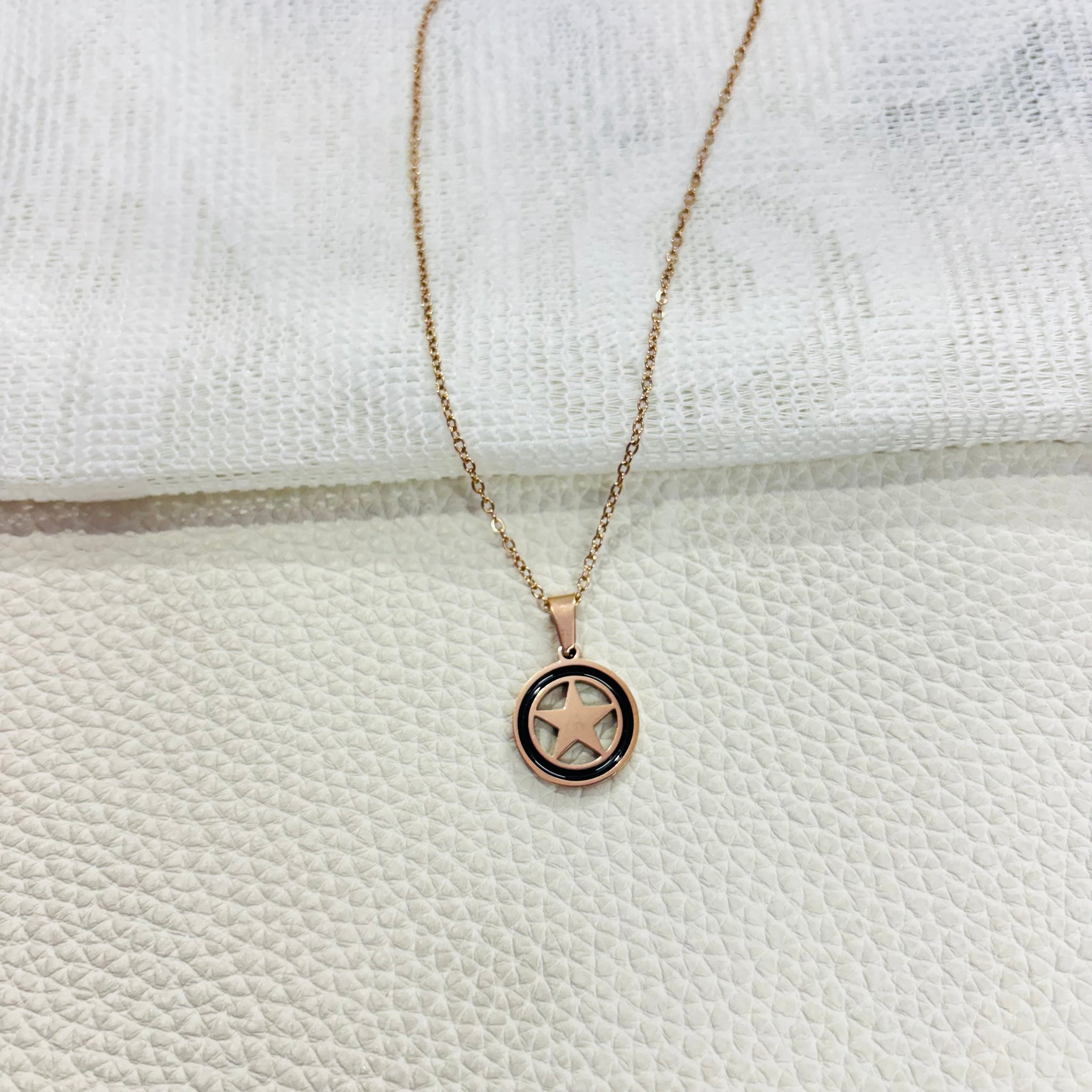 Anti Tarnish stainless steel rose gold chain with star inside round enamel