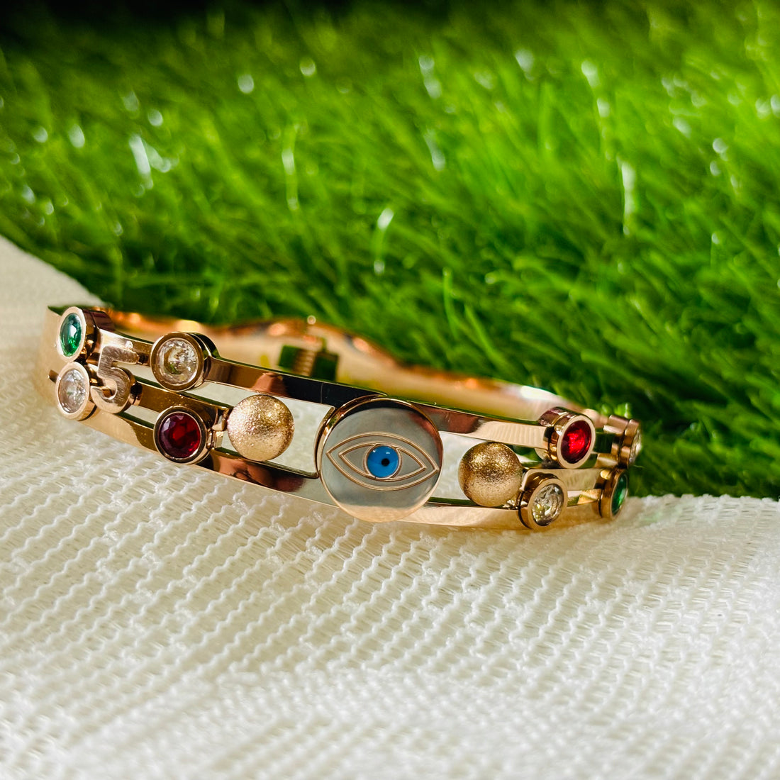 Stylish Stainless Steel Gold plated Evil Eye Alloy Armlet